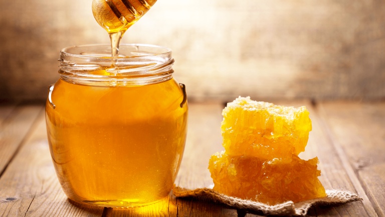 Uống mật ong giúp tăng cường sức đề kháng, tăng khả năng chống lại bệnh tật