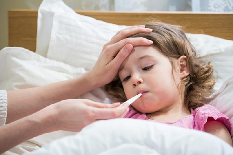 Trẻ bị sốt viêm amidan trong mấy ngày sẽ phụ thuộc nhiều và cách xử lý và điều trị 