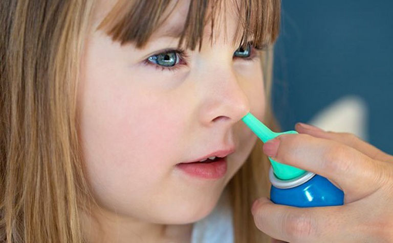 Sản phẩm rửa mũi dạng xịt dễ dàng sử dụng cho trẻ nhỏ