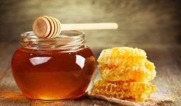 Chữa viêm phế quản bằng mật ong là một phương pháp được nhiều người ưa chuộng