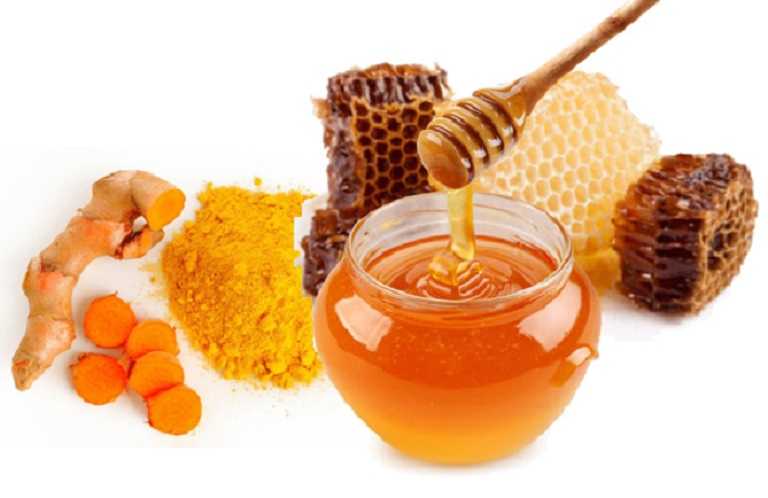 Mật ong chứa nhiều dưỡng chất có lợi, giúp sát khuẩn và tiêu viêm hiệu quả