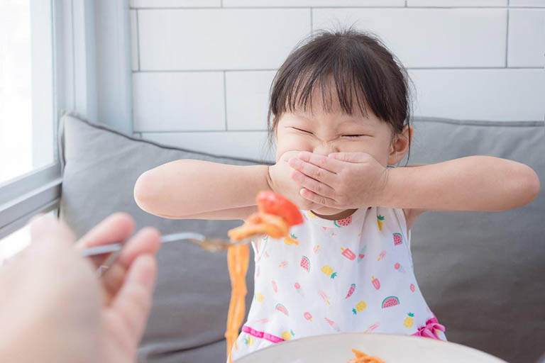 Trẻ thường xuyên lười ăn, ăn không ngon miệng