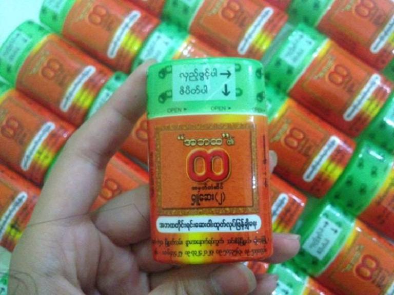 Thuốc hít mũi trị viêm xoang Myanmar giúp thông mũi, mang lại cảm giác dễ chịu