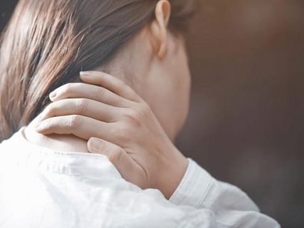 bài tập chữa đau vai gáy