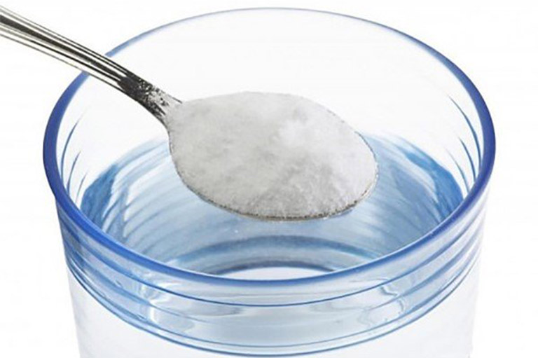 Có thể dùng muối pha loãng thay cho nước muối sinh lý