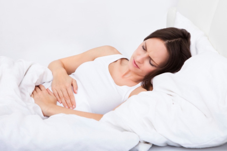 Quan hệ khi có kinh dễ gây lạc nội mạc tử cung, ảnh hưởng đến sức khỏe sinh sản