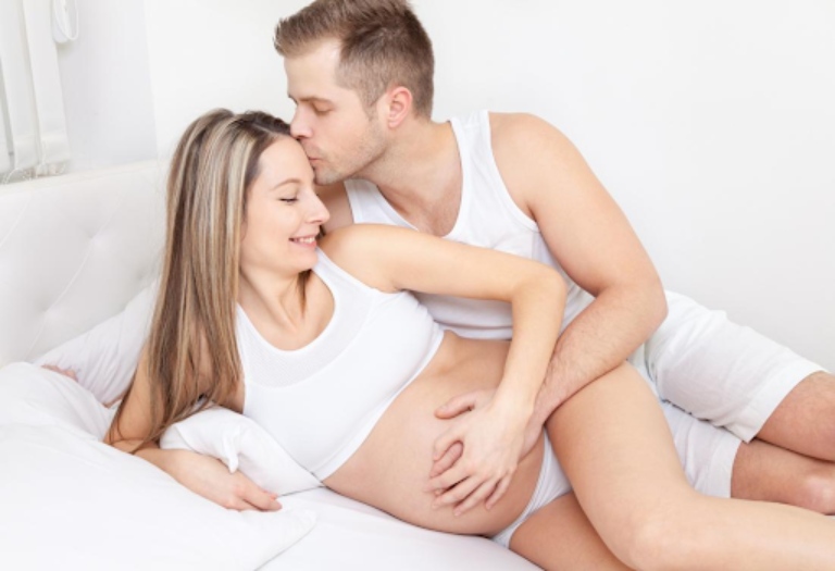 Quan hệ tình dục đều đặn trong thời gian thai kỳ mang lại rất nhiều lợi ích cho sức khỏe mẹ bầu