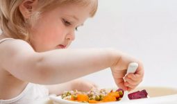 Tình trạng trẻ bị dị ứng thức ăn đang diễn ra phổ biến