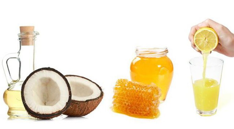 Hỗn hợp dầu dừa với mật ong và nước cốt chanh 