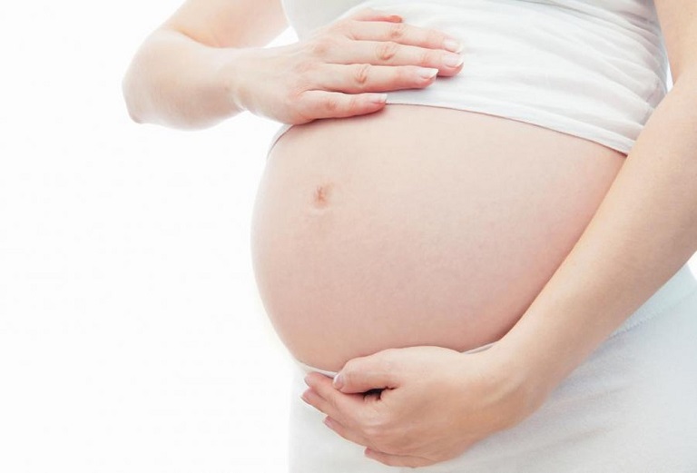 Phụ nữ mang thai tăng cân khá nhanh