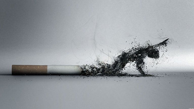 Cần tránh hút thuốc lá và cả khói thuốc
