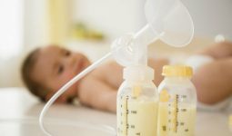 Mẹo trị nám da sau sinh bằng sữa mẹ có hiệu quả?