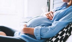 U nang buồng trứng có thai được không? Có nguy hiểm?