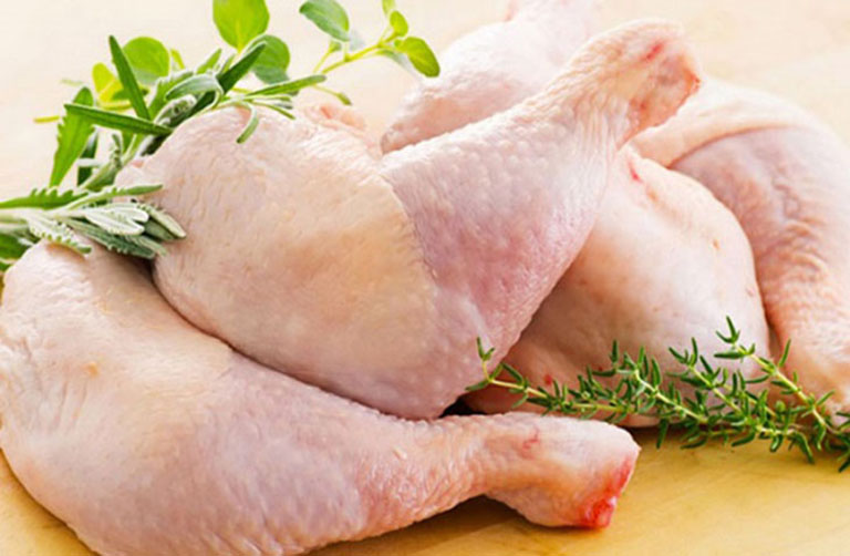 Thịt trắng chủ yếu đến từ gia cầm, vì vậy rất có lợi cho người bệnh