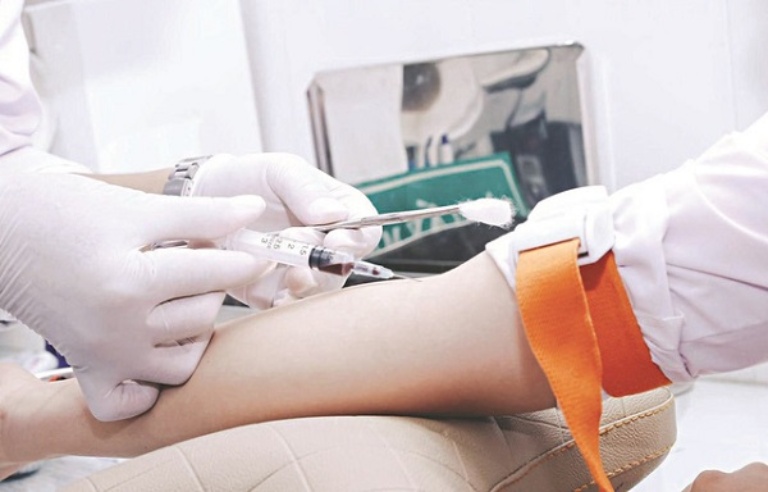 Không đi hiến máu nếu bạn bị viêm gan B thể ngủ để tránh lây nhiễm cho người khác