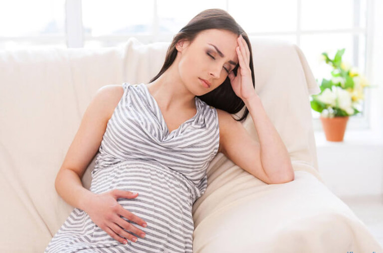 Ốm nghén nặng gây ảnh hưởng lớn đến sức khỏe và đời sống sinh hoạt hàng ngày của mẹ bầu
