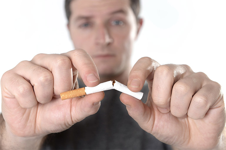 Hút thuốc lá tăng nguy cơ vô sinh